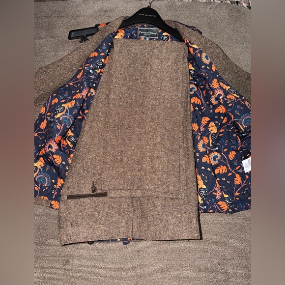 Paisley & Gray Slim Fit Brown Tweed 3-Piece Suit – 40R / W31‑32 L / Vest M - Picture 1 of 16